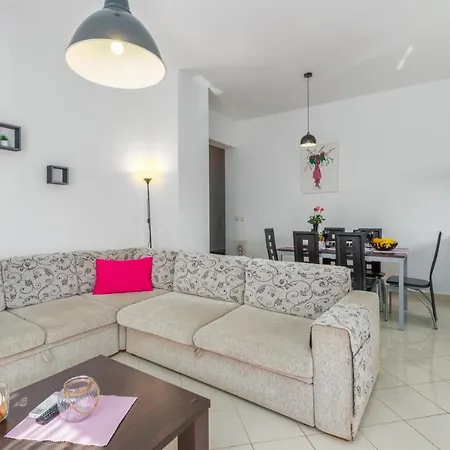 Apartmán Cosy 2-bedroom Apt 